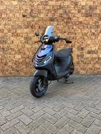 Piaggio Zip SP 4T 50cc Brom 2021, Fietsen en Brommers, Scooters | Piaggio, Maximaal 45 km/u, Zip, Ophalen of Verzenden, Zo goed als nieuw