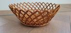 vintage 70s gevlochten rotan rieten mand doorsnede 23 cm, Schaal, Rond, Ophalen of Verzenden, Zo goed als nieuw