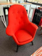 Red sofa chair / fauteuil met knopen, Ophalen, Gebruikt, Minder dan 75 cm, 50 tot 75 cm
