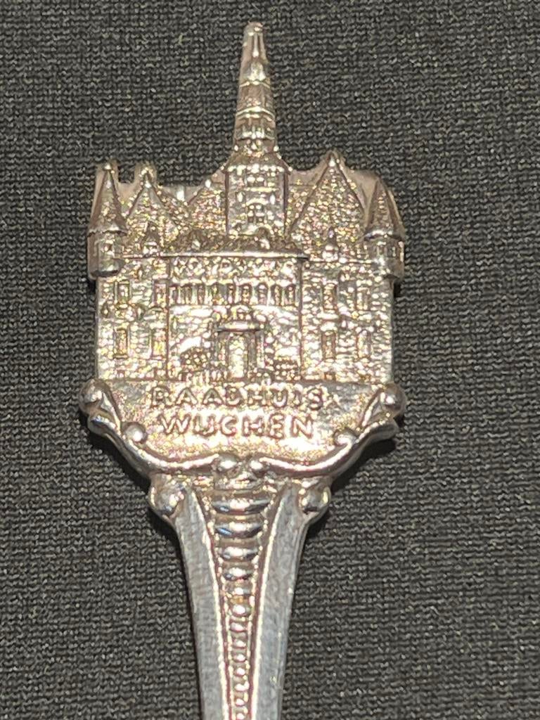 Raadhuis Wijchen., Antiek en Kunst, Ophalen of Verzenden