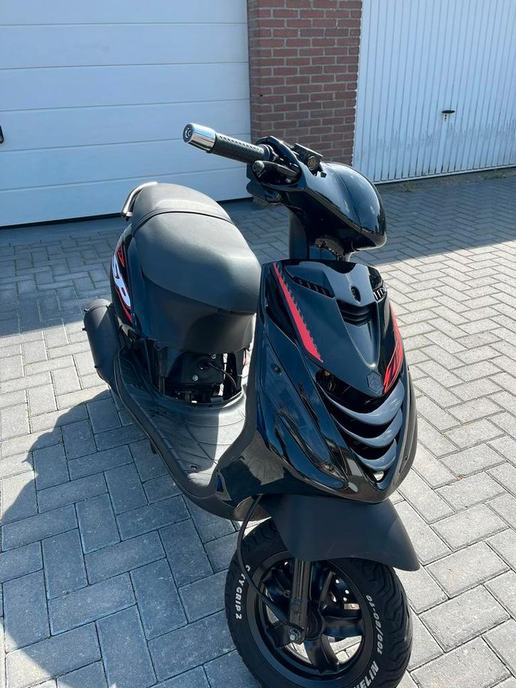 Piaggio zip 172cc (brom), Fietsen en Brommers, Scooters | Piaggio, Zo goed als nieuw, Zip, Maximaal 45 km/u, Tweetakt, Ophalen