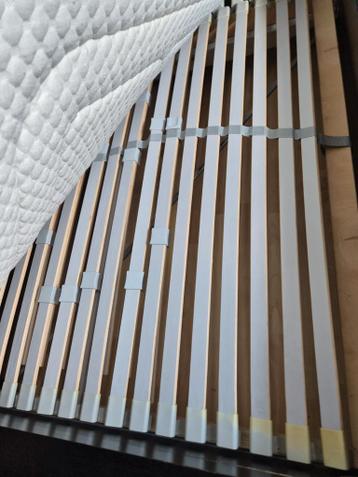 IKEA MALM Bed 180x200/ Lattenbodems/matrassen/topper - afbeelding 6