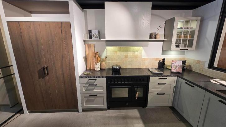 Landelijke showroom keuken! - vanaf 7.500,-., Huis en Inrichting, Keuken | Complete keukens, Zo goed als nieuw, Hoekkeuken, Wit