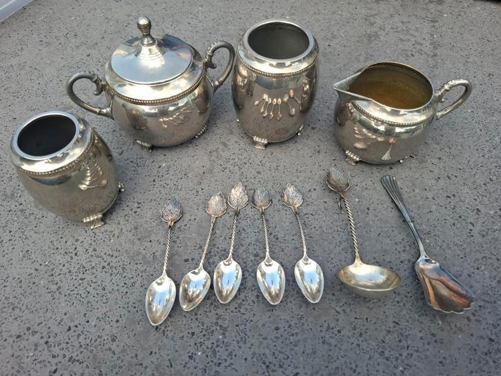 Antiek thee- of koffie servies, Antiek en Kunst, Antiek | Servies compleet, Ophalen of Verzenden