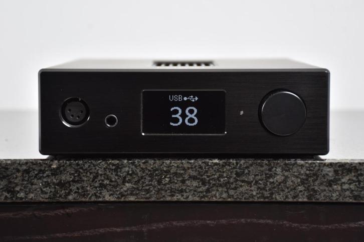 Focal Arche -hoofdtelefoonversterker, DAC, voorversterker-, Audio, Tv en Foto, Versterkers en Receivers, Zo goed als nieuw, Stereo