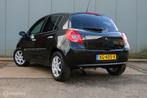 Renault Clio 1.6 Dynamique Comfort {ZUINIG - APK}, Auto's, Renault, Voorwielaandrijving, Gebruikt, Zwart, 4 cilinders