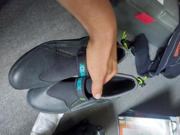 Water schoenen  beschikbaar voor biedingen