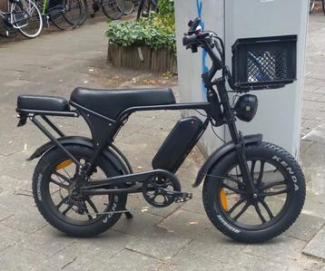 ouxi V8 Pro nieuw!!  3 dagen oud voor rekje Alarm etc  beschikbaar voor biedingen