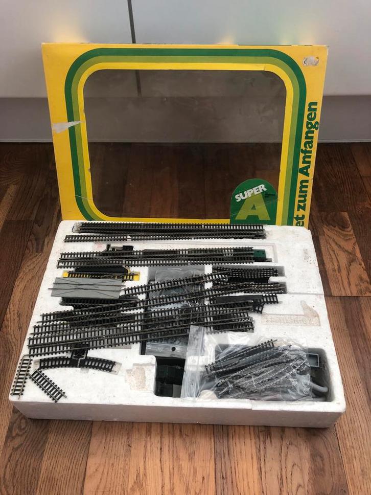 Minitrix Trein Set + Extra Rails & Wagons, Hobby en Vrije tijd, Modeltreinen | H0, Gebruikt, Treinset, Gelijkstroom, Trix, Analoog