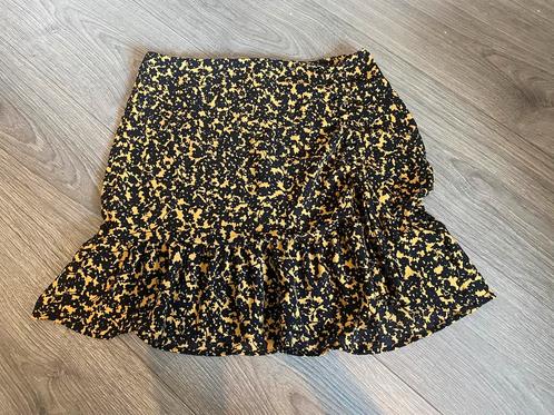 seven sisters dames oker geel ruffle rok skirt mt S, Kleding | Dames, Rokken, Zo goed als nieuw, Maat 36 (S), Geel, Boven de knie