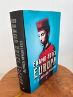 Grand Hotel Europa - Ilja Leonard Pfeijffer, Boeken, Ophalen of Verzenden, Zo goed als nieuw, Nederland