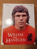 H. Borst - Willem van Hanegem, Ophalen of Verzenden, Zo goed als nieuw, H. Borst, Balsport