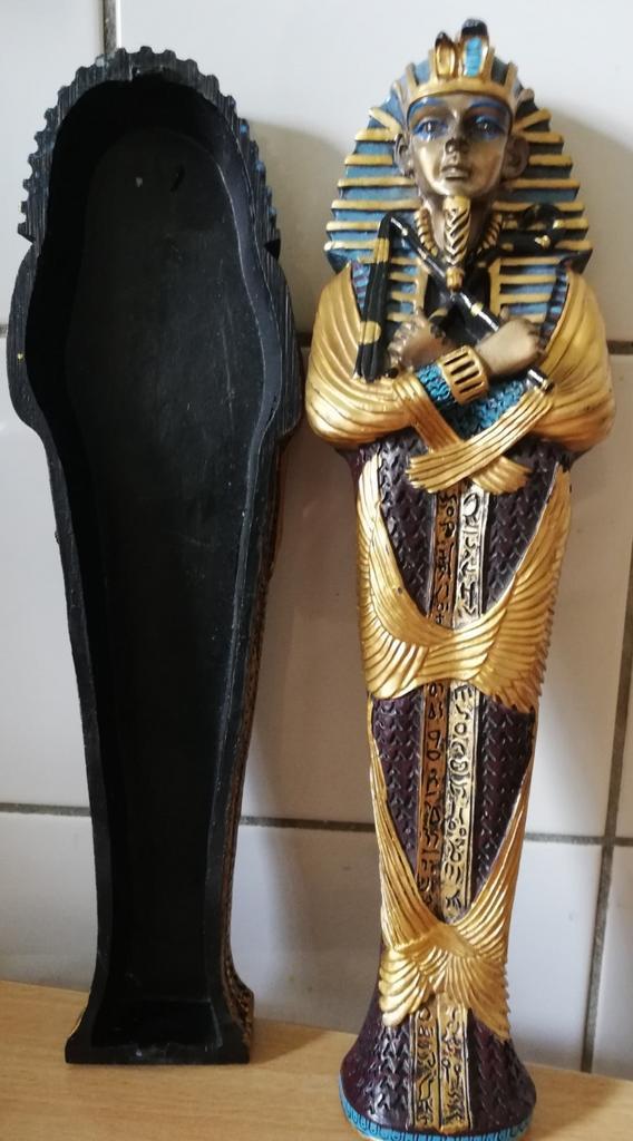 Sarcofaag. Toetanchamon. 27 cm., Verzamelen, Overige Verzamelen, Zo goed als nieuw, Ophalen