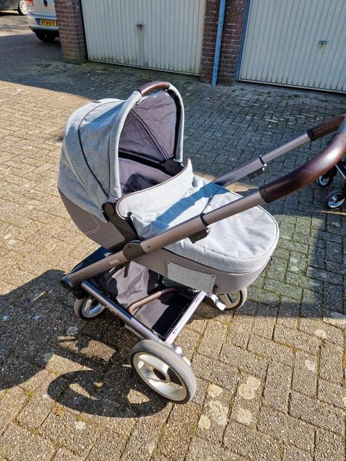 Mutsy Igo Earth Combiwagen, Kinderen en Baby's, Kinderwagens en Combinaties, Gebruikt, Combiwagen, Mutsy, Met reiswieg, Verstelbare duwstang