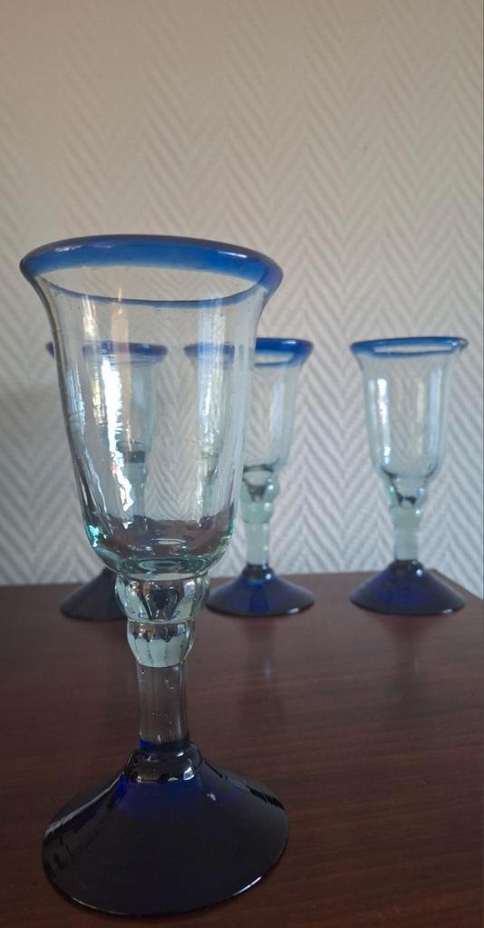 Mexicaanse handgeblazen wijnglazen, Verzamelen, Glas en Borrelglaasjes, Zo goed als nieuw, Overige typen, Ophalen of Verzenden