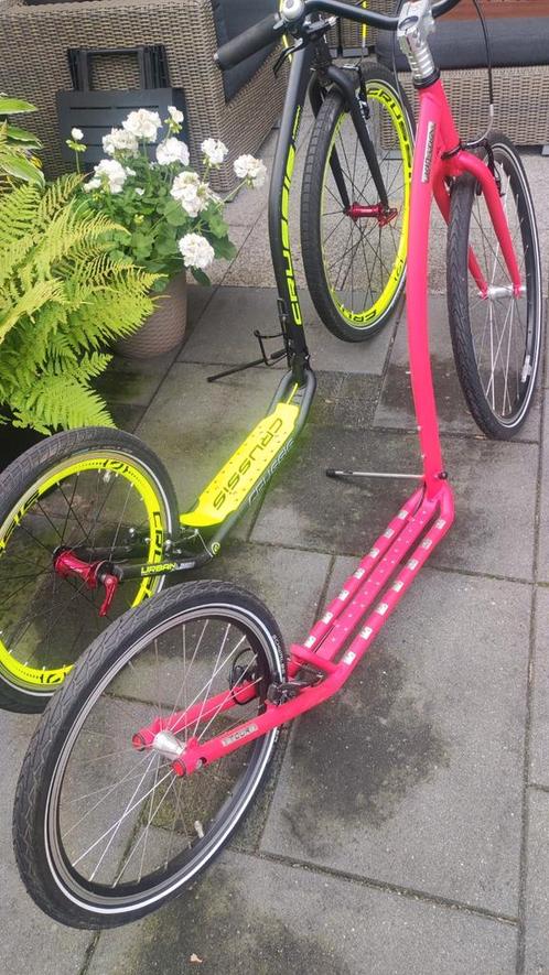 Steppen doe je samen 2 zeer mooie sportsteps., Fietsen en Brommers, Steps, Zo goed als nieuw, Ophalen