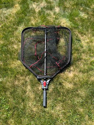 Abu Garcia foldable net  beschikbaar voor biedingen