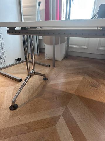 Vitra design bureau - gebruikt en in hele goede staat beschikbaar voor biedingen