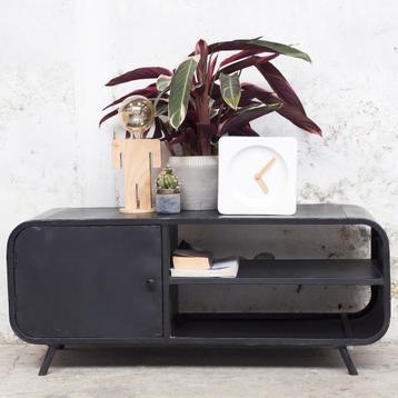Metalen TV Meubel / Vintage Look / Nieuwprijs 350 Euro! beschikbaar voor biedingen