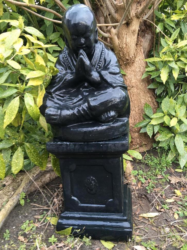 Japanse Monnik op Sokkel - Zwart - Steen, Tuin en Terras, Tuinbeelden, Overige typen, Steen, Ophalen of Verzenden