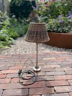 Tafellamp Riviera Maison, Ophalen, 50 tot 75 cm, Landelijk met rattan lampenkap, Zo goed als nieuw