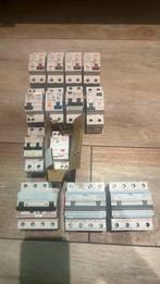 Diverse aardlekautomaten, Ophalen of Verzenden, Gebruikt, Schakelaar