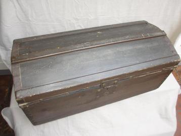 Antieke piratenkist schatkist opbergkist 19e eeuw 73cm breed beschikbaar voor biedingen