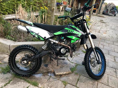 Pitbike hoog model 125 cc lifan, Fietsen en Brommers, Minibikes, Midibikes en Pitbikes, Zo goed als nieuw, Pitbike, Ophalen of Verzenden