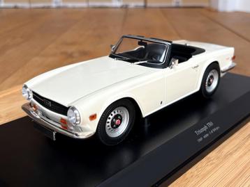 Triumph TR6 1969 wit 1:18 Minichamps Limited edition 504st beschikbaar voor biedingen