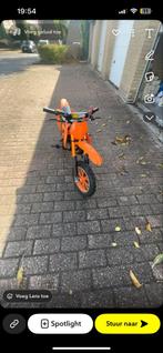 Oranje Pitbike te koop! Loopt 60 49cc, Fietsen en Brommers, Minibikes, Midibikes en Pitbikes, Ophalen of Verzenden, Gebruikt, Pitbike