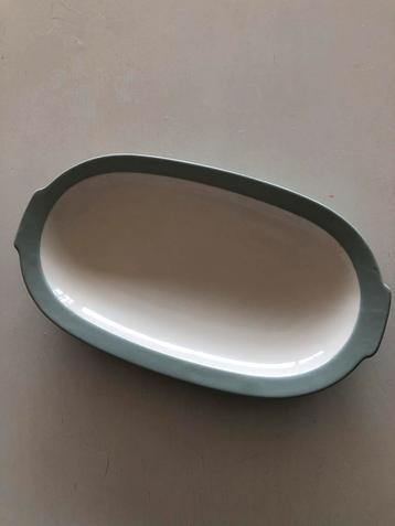 Royal Sphinx Pastel Celadon Schaal beschikbaar voor biedingen