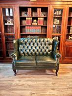 Chesterfield bankje dubbele oorfauteuil groen leer, Ophalen, Info@chesterfieldjunkie.nl, Tweepersoons, Zo goed als nieuw