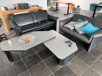 2-zits leren bank, 3-zits bank + salontafel - complete set! beschikbaar voor biedingen