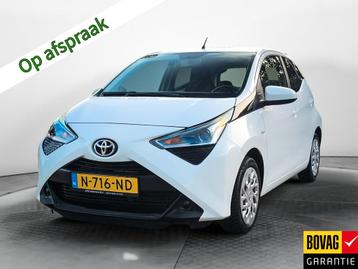 Toyota Aygo 1.0 VVT-i x-play (73 PK) 2e-Eig. & Dealer-Onderh beschikbaar voor biedingen