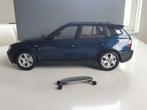 1:18 Kyosho BMW X3 3.0i incl skateboard, Hobby en Vrije tijd, Modelauto's | 1:18, Kyosho, Auto, Ophalen of Verzenden, Zo goed als nieuw