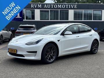 Tesla Model 3 Standard RWD Plus 60 kWh Tesla Model 3 Facelif beschikbaar voor biedingen