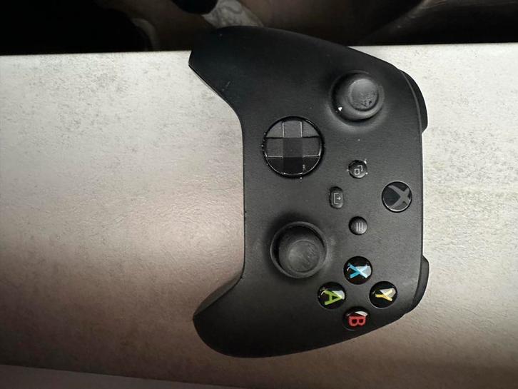 Xbox Controller met Accu, Spelcomputers en Games, Spelcomputers | Xbox | Accessoires, Gebruikt, Xbox One, Controller, Draadloos