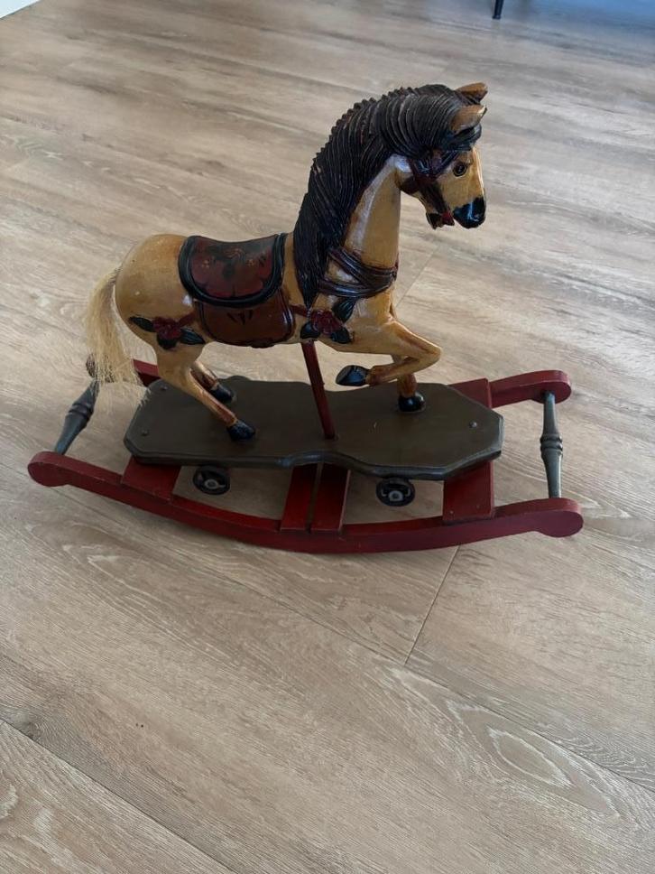 Oud hobbelpaard voor decoratie, Antiek en Kunst, Antiek | Speelgoed, Ophalen