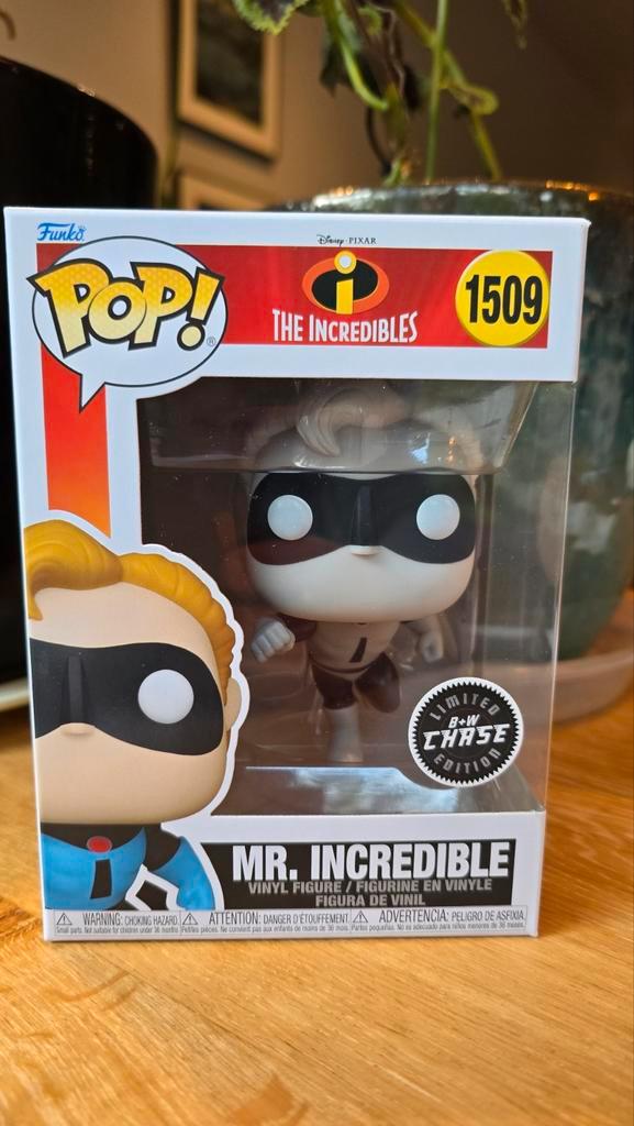 Funko Pop! Mr. Incredible Chase 1509 - Zwart/Wit, Verzamelen, Poppetjes en Figuurtjes, Nieuw, Ophalen of Verzenden