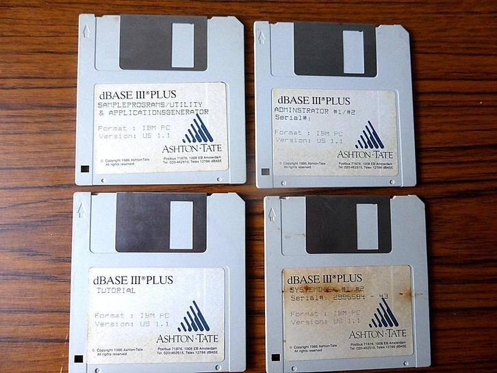 dBASE III PLUS - complete set diskettes, Computers en Software, Vintage Computers, Ophalen of Verzenden