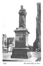 938150	Delft	standbeeld	Hugo de Groot	Leuke oude kaart	Onbes, Ophalen of Verzenden, Ongelopen, Zuid-Holland