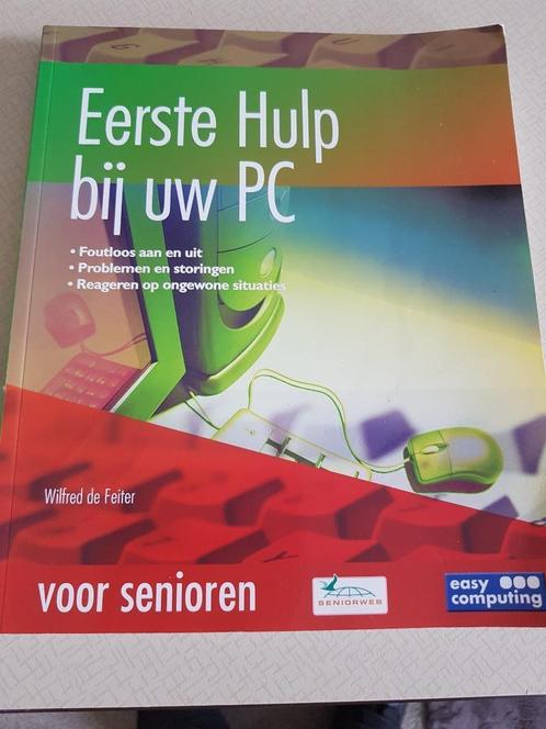 Computerboeken 3x  t.w. Internet email, Ipad en Eerste Hulp, Boeken, Informatica en Computer, Zo goed als nieuw, Overige onderwerpen