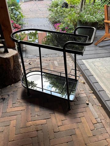 Drank trolley beschikbaar voor biedingen