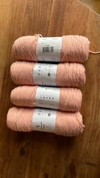 Yarn and colors JOY  4 bolle, Ophalen of Verzenden, Zo goed als nieuw, Breien of Haken, Wol of Garen
