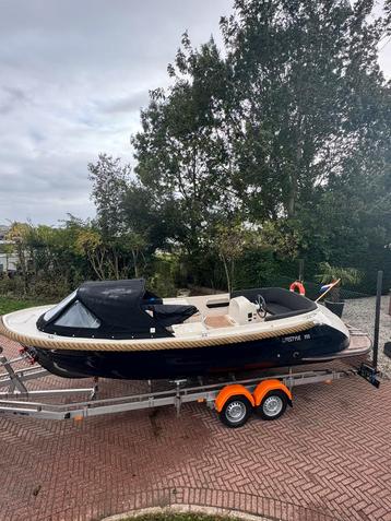 Lifestyle 700 tender Vetus 28pk boegschroef koelkast bimini beschikbaar voor biedingen