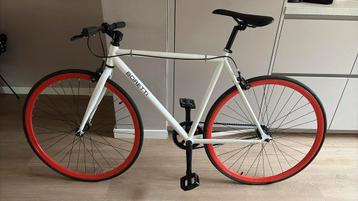 Racefiets boretti beschikbaar voor biedingen