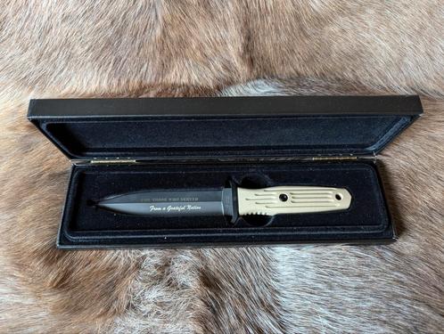 Böker Applegate "for those who served" limited edition mes., Verzamelen, Militaria | Algemeen, Overige soorten, Mes of Dolk, Ophalen of Verzenden