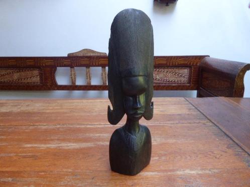 Mooi vormgegeven handgesneden ebbenhouten buste, Antiek en Kunst, Kunst | Beelden en Houtsnijwerken, Ophalen of Verzenden