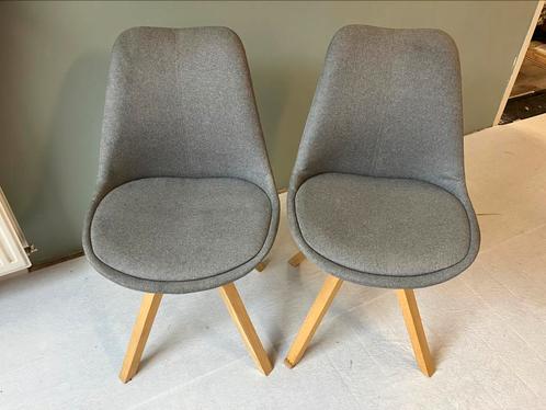 Eetkamer stoelen zo goed als nieuw, Huis en Inrichting, Stoelen, Zo goed als nieuw, Twee, Overige materialen, Grijs, Ophalen