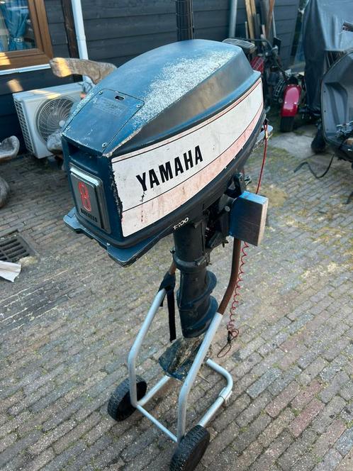 Yamaha 8 pk en 28 pk 2takt, Watersport en Boten, Buiten- en Binnenboordmotoren, Gebruikt, Benzine, 5 tot 10 pk, Met afstandsbediening